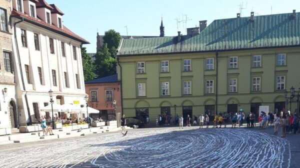 Największa spirala z kart - Rekord 2017