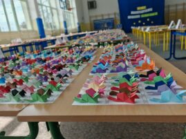 Największa wystawa lisów origami - Rekord Guinnessa
