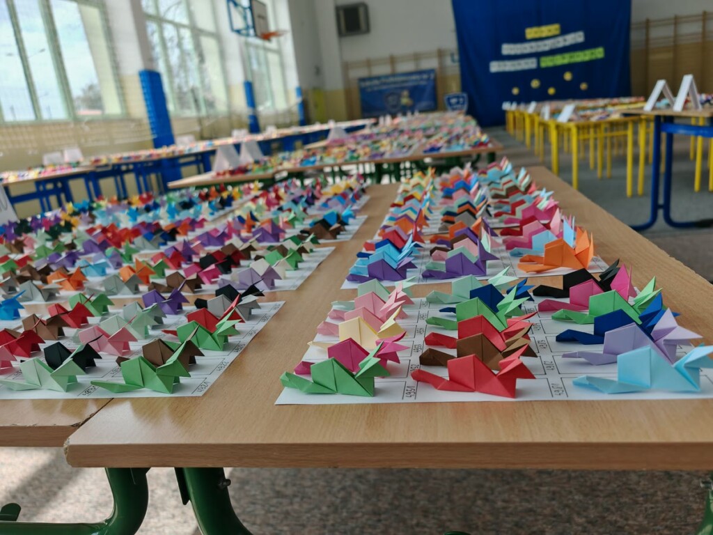 Największa wystawa lisów origami - Rekord Guinnessa